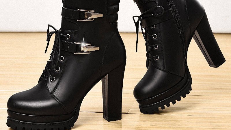 TỔNG HỢP 7 KIỂU BOOT XỊN XÒ CHO NÀNG DIỆN CHƠI TẾT